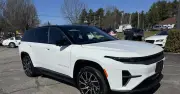 Xe điện Jeep mất giá gần nửa sau khi lăn bánh hơn 100 km