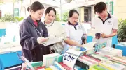 Xe thư viện lưu động mang tri thức đến vùng sâu tại Khánh Hòa