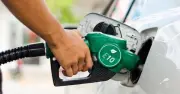 Xăng sinh học E10: Lợi ích môi trường và những lưu ý khi sử dụng
