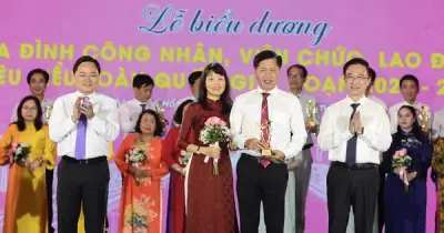 95 gia đình công nhân tiêu biểu toàn quốc được biểu dương tại TP.HCM