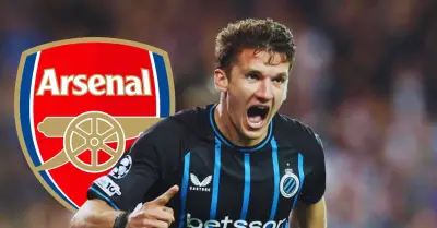 Arsenal chi 35 triệu bảng cho Tzolis, vẫn nhắm Rogers