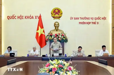 Bế mạc phiên họp thứ 3 của Ủy ban Thường vụ Quốc hội