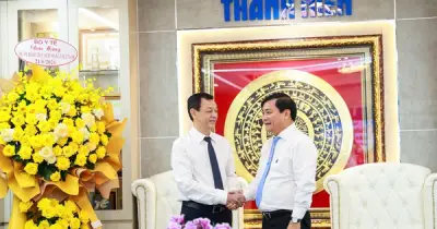 Bộ Y tế thăm và chúc mừng Báo Thanh Niên nhân Ngày Báo chí Cách mạng
