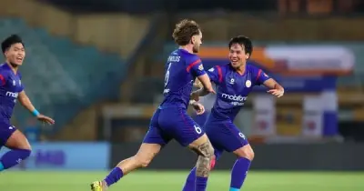 Ba đội bóng cùng 21 điểm: Cuộc đua trụ hạng V-League nóng bỏng