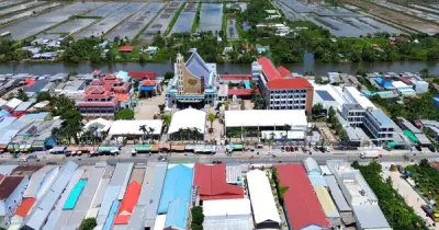 Ba thế hệ hành hương về Tắc Sậy trước lễ tuyên phong Chân phước cha Trương Bửu Diệp