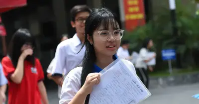 Biến động điểm chuẩn lớp 10 Hà Nội năm 2026: Có trường tăng 6 điểm