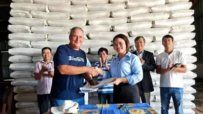 Bàn giao 1.200 tấn gạo CT16 do Việt Nam sản xuất tại Cuba