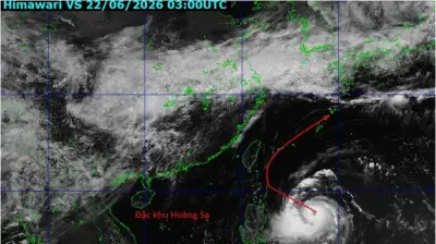 Bão Mekhala mạnh lên cấp 15, giật trên cấp 17, hướng về Nhật Bản