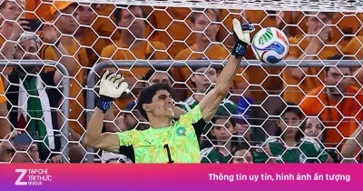 Bounou biến luân lưu thành nỗi ám ảnh, hạ Hà Lan giúp Morocco đi tiếp
