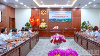 Cà Mau trao giải Nhất cuộc thi thiết kế logo mới trị giá 100 triệu đồng