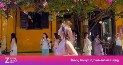 Ca sĩ Hàn Quốc Kim Sori mê mẩn hoa giấy Hội An trong chuyến du lịch ngắn ngày