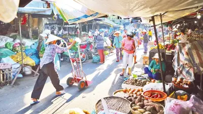Chợ truyền thống vắng khách: Thực trạng và giải pháp đổi mới