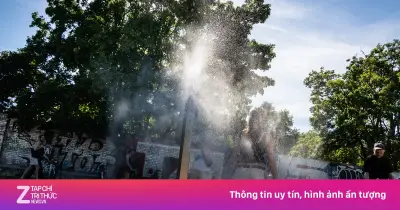 Châu Âu vượt 40°C: Du khách nhảy kênh tránh nóng, cảnh báo đỏ khắp nơi