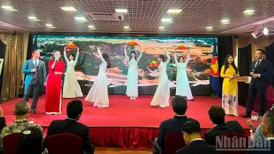 Chuyên gia Nga: Việt Nam là bạn, đối tác tin cậy và cầu nối Nga-ASEAN