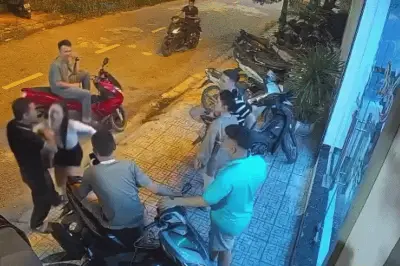 Công an Ninh Bình xác minh vụ cô gái bị tát trước quán karaoke