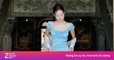 Cầu thang 'sống ảo' ở cung An Định Huế bị hạn chế nằm chụp ảnh