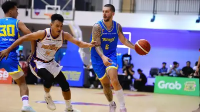 Dakota Zinser tỏa sáng giúp Ho Chi Minh City Wings hạ Nha Trang Dolphins
