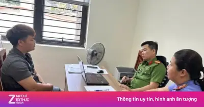 Danh tính tài xế lái ôtô kéo lê CSGT 300 m ở Thanh Hóa