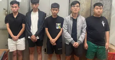 Gia Lai: Tạm giữ 5 người dùng loa lớn ra đảo Hải Minh đòi nợ