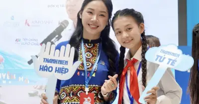 Gian trưng bày Báo Thanh Niên thu hút đại biểu Đại hội Đoàn toàn quốc