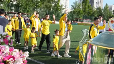 Giải bóng đá cộng đồng người Việt tại Nga 2026 khai mạc