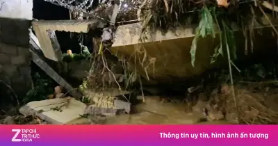 Hà Nội: Mưa lớn làm sập tường chắn hơn 50m, nước lũ tràn vào nhà dân