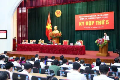 Hà Tĩnh tăng hỗ trợ cho cán bộ trung tâm hành chính công