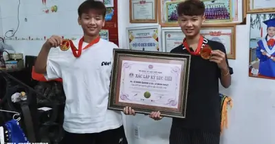 Hai anh em nghệ sĩ xiếc nhỏ tuổi nhất Việt Nam vẫn miệt mài theo đuổi đam mê sau 11 năm