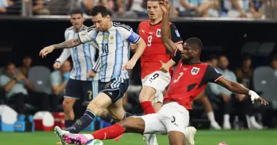 HLV Klopp xin áo Mac Allister, ngưỡng mộ Messi sau kỷ lục World Cup