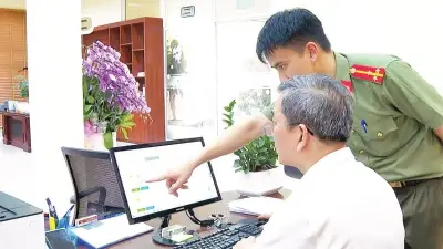 Hưng Yên triển khai phần mềm khai báo tạm trú mới cho người nước ngoài