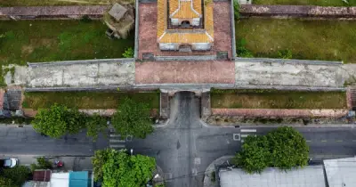 Huế khảo sát vị trí hố bom gần cửa Chánh Tây, tìm kiếm 15 hài cốt liệt sĩ
