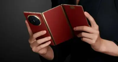 Huawei nghiên cứu điện thoại gập ba dạng dọc kiểu Z Flip