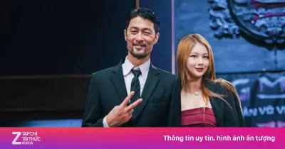 Johnny Trí Nguyễn tình tứ bên bạn gái tin đồn kém 24 tuổi