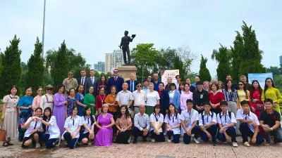 Kỷ niệm 227 năm ngày sinh Đại thi hào Pushkin: Cầu nối văn hóa Việt-Nga