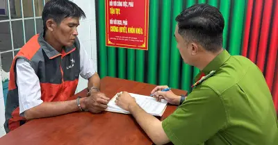 Lai lịch bất hảo của gã 'xe ôm công nghệ' cướp vé số của người già ở TPHCM
