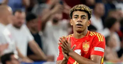 Lamine Yamal sẵn sàng cho World Cup 2026, Barca giới hạn thời gian thi đấu