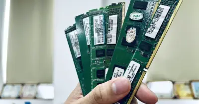 Lenovo cảnh báo giá RAM sẽ không bao giờ rẻ lại như trước năm 2025