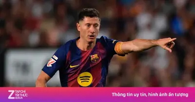 Louis Saha: Lewandowski chỉ là giải pháp ngắn hạn cho MU
