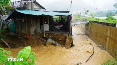 Mưa lớn gây ngập lụt, sạt lở tại Cao Bằng và Tuyên Quang