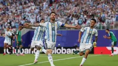 Messi lập hàng loạt kỷ lục, HLV Tunisia bị sa thải