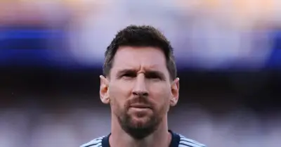 Messi vượt Ronaldo đi vào lịch sử World Cup