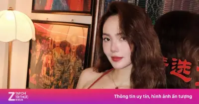 Minh Hằng ngại ngùng khi xem lại cảnh mặc bikini trong 'Vừa đi vừa khóc'
