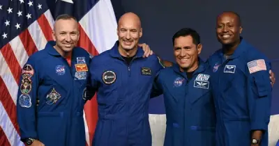 NASA công bố 4 phi hành gia cho sứ mệnh Artemis III thử nghiệm ghép nối tàu vũ trụ