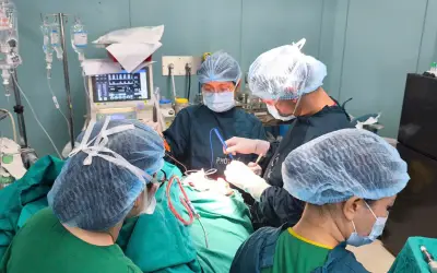 Người đàn ông 45 tuổi xuất huyết não sau cuộc nhậu, phẫu thuật cấp cứu xuyên đêm