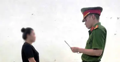Người phụ nữ ở Ninh Bình bị khởi tố vì tàng trữ mãnh sư tử giác trang