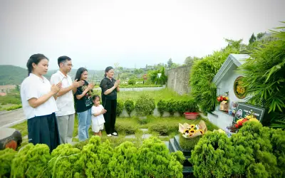 Ngày Gia đình Việt Nam 28/6: Nhiều gia đình Hà Nội đưa con về thăm nguồn cội