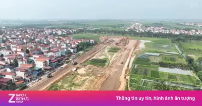 Nhà đầu tư bất động sản méo mặt vì mua đất 'đu đỉnh', giảm giá vẫn khó bán