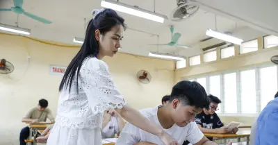 Những vật bất ly thân và danh mục cấm mang vào phòng thi tốt nghiệp THPT