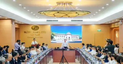 NHNN nới lỏng tín dụng hỗ trợ mục tiêu tăng trưởng GDP 10%