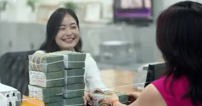 NHNN yêu cầu các ngân hàng không giảm lãi suất hình thức